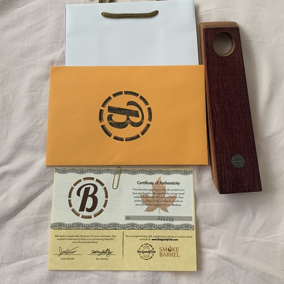 NWT Authentic red wine barrel wine holder, OS, - Picture 7 of 8